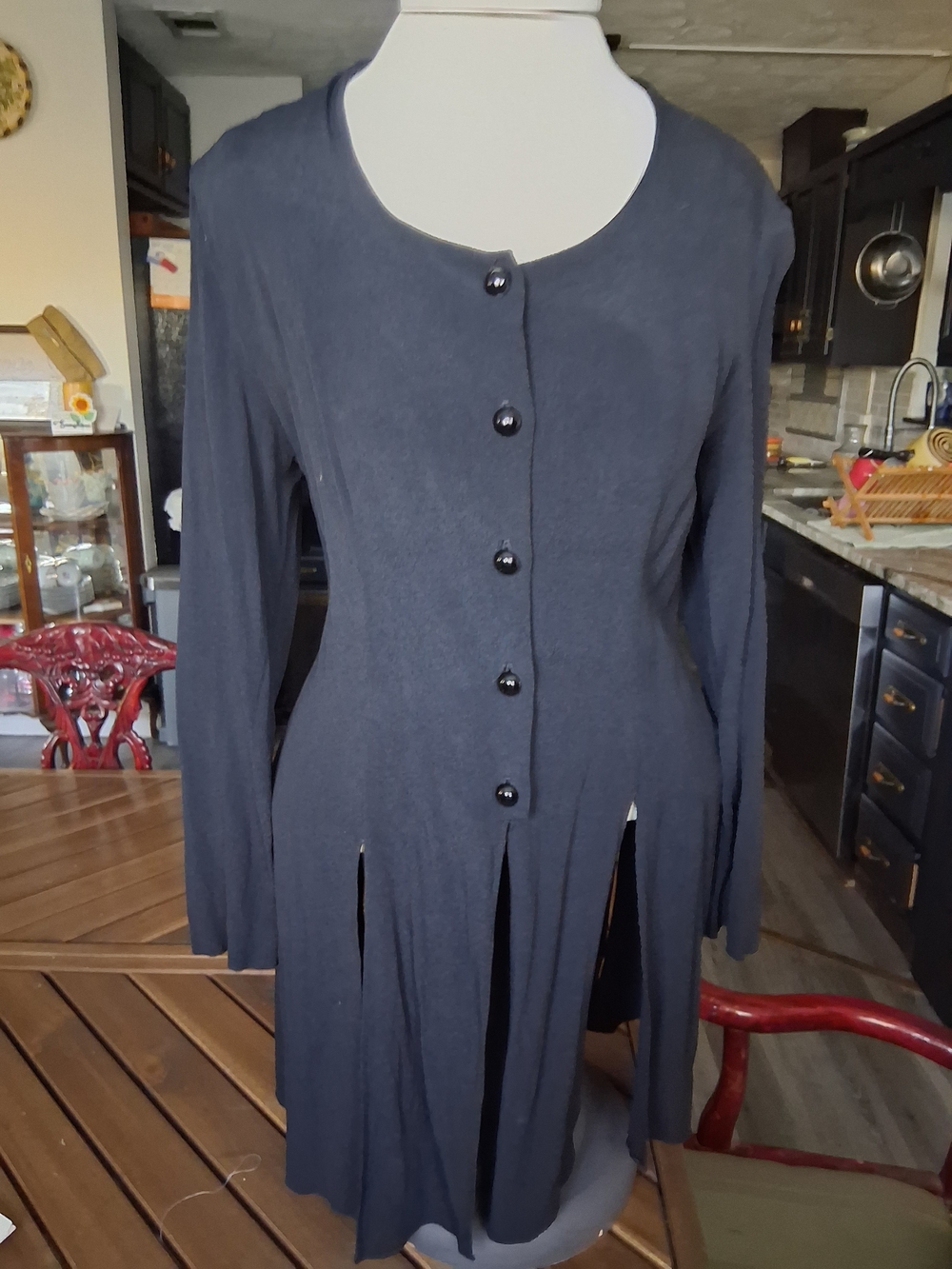 Black Long-Sleeve Button-Front Tunic with Bottom Slits
